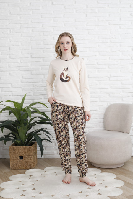 Женский комплект со штанами в узоры - Кот