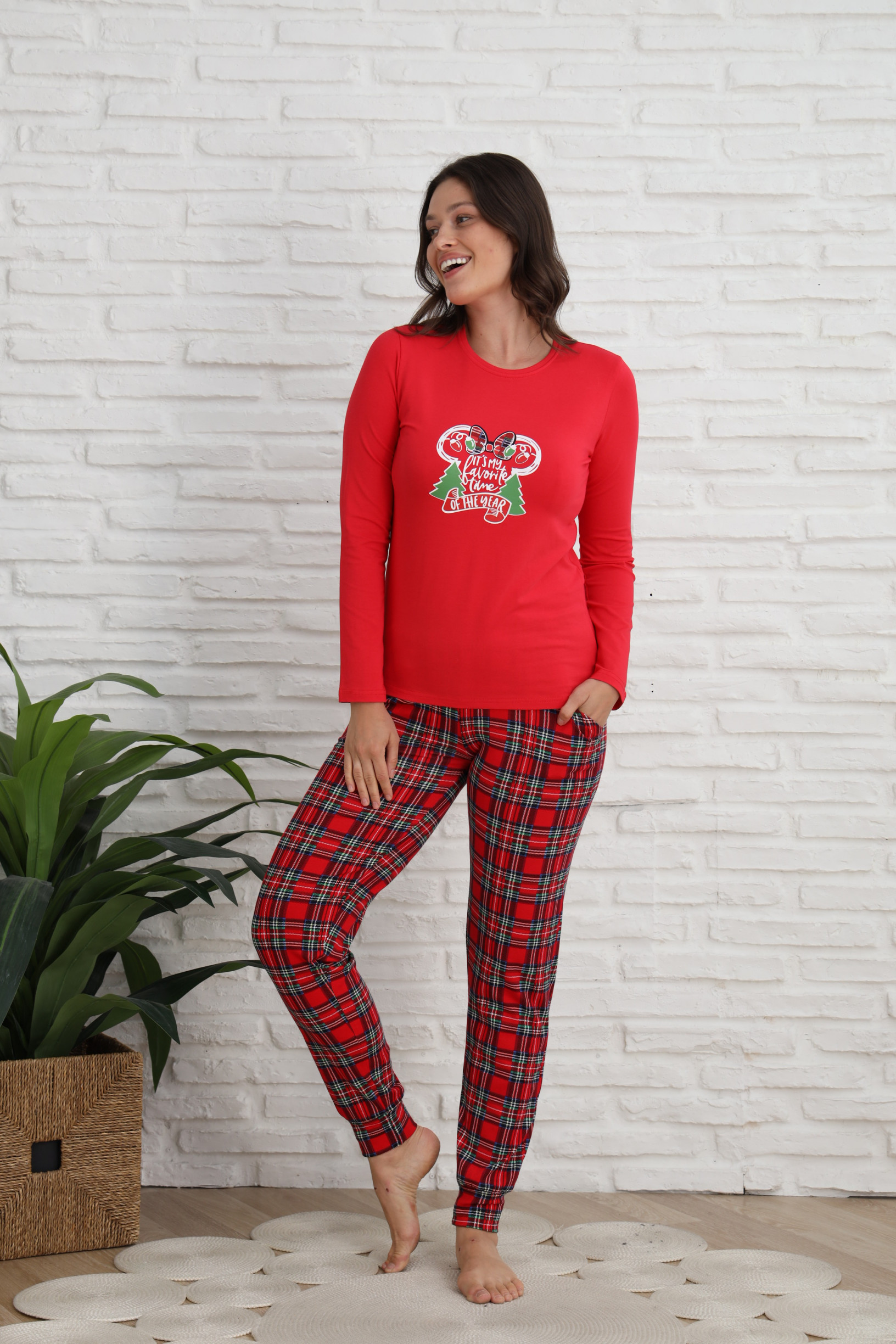 Жіноча піжама зі штанами -  Новорічна Мінні - Family look для родини