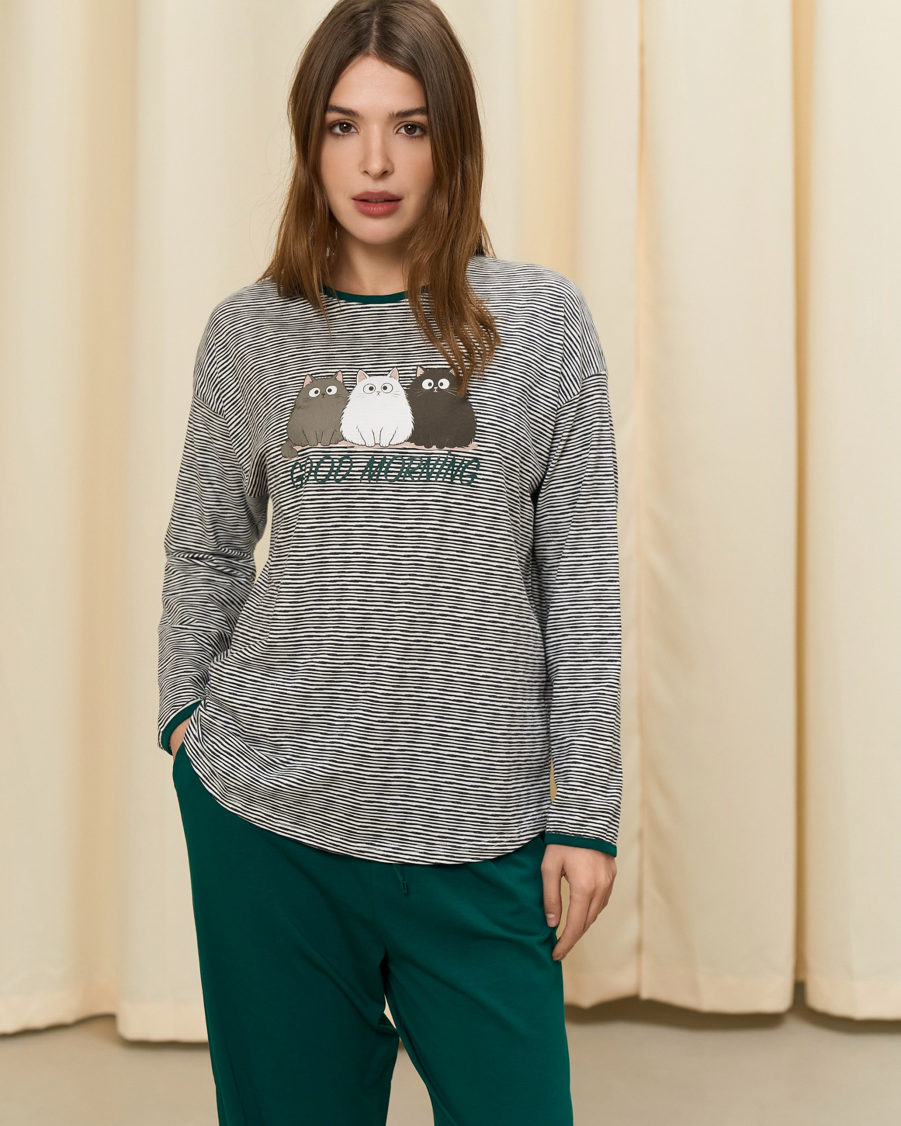 Жіночий комплект з однотонними штанами - Good morning