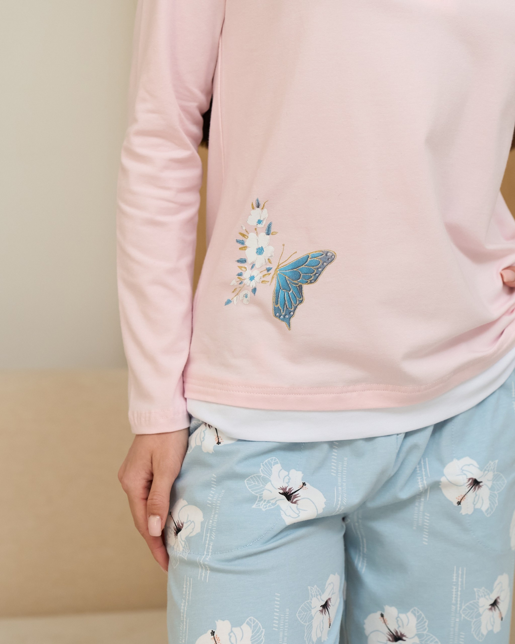 Женская пижама с широкими штанами - Бабочка