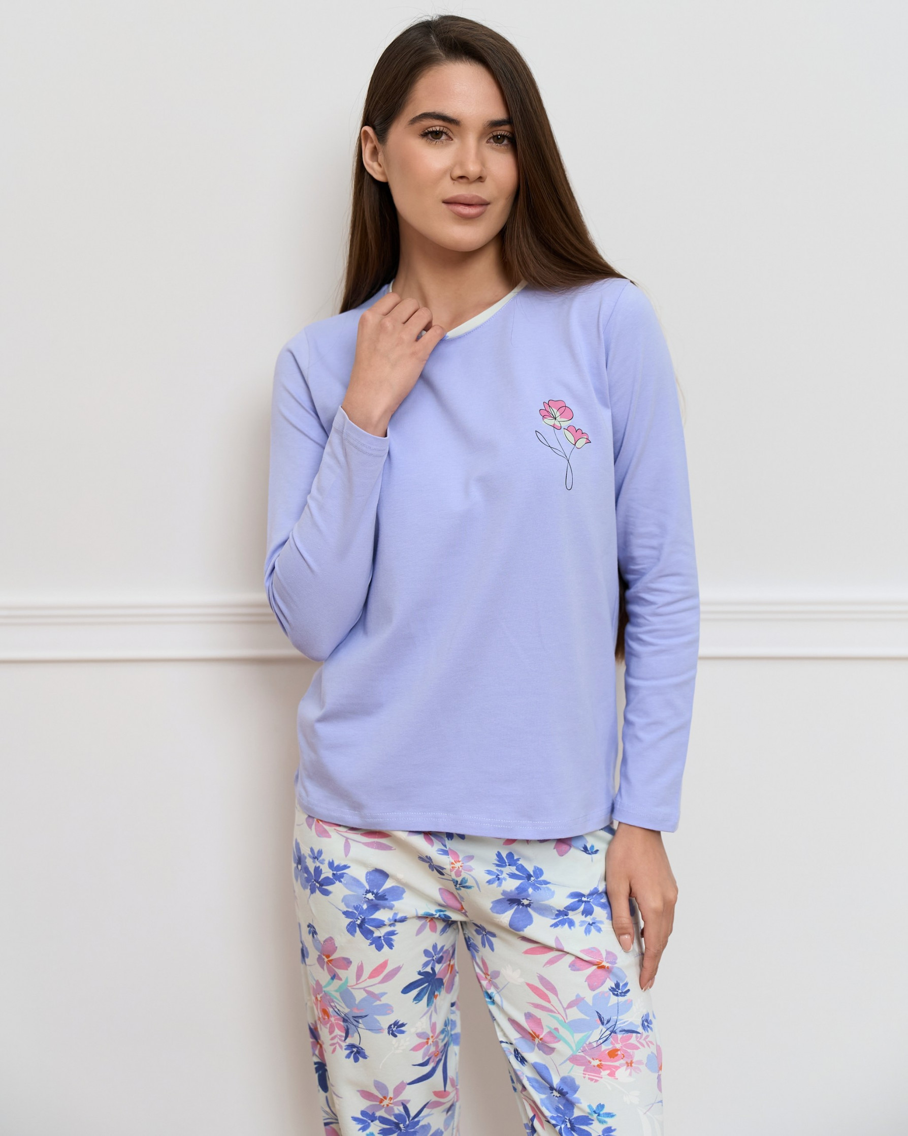 Жіноча піжама бавовна - квіти по штанах
