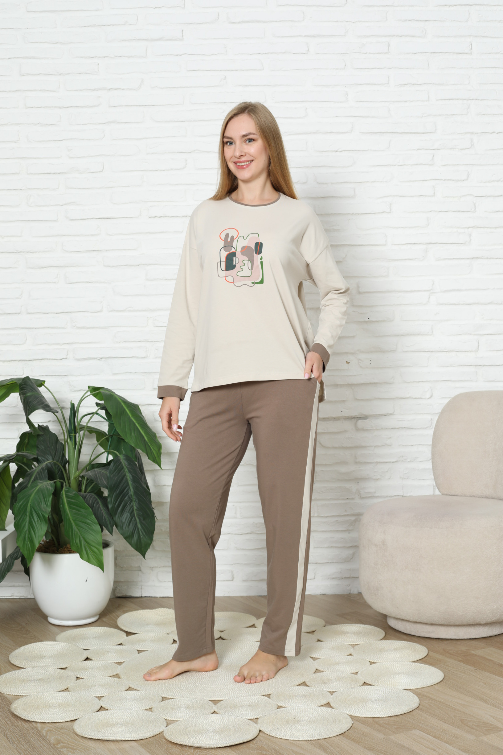 Жіночий комплект Абстракція - лампас на штанах