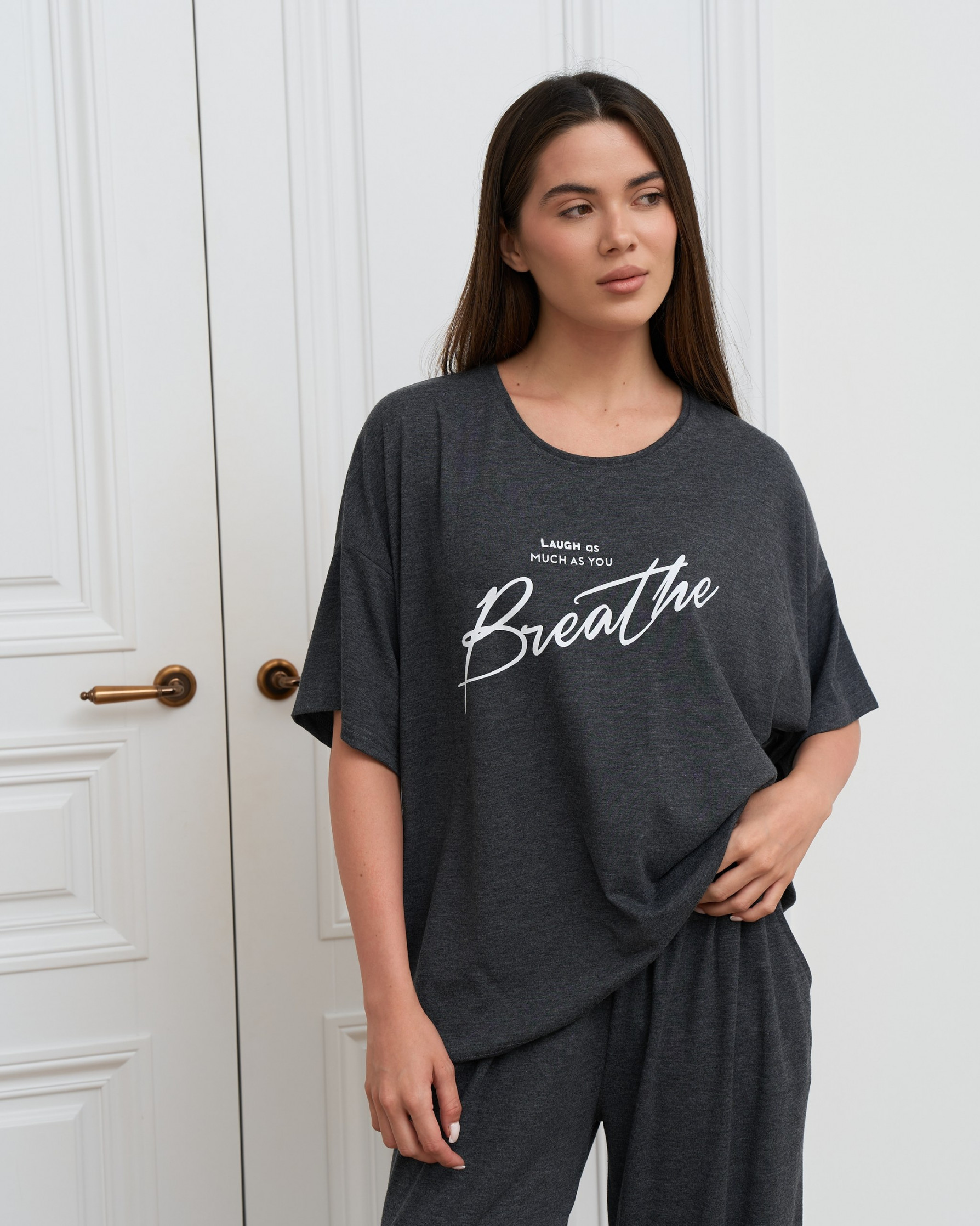 Комплект зі широкими штанами і футболкою - Breathe